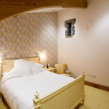 Waternook Lakeside Ferienhaus *