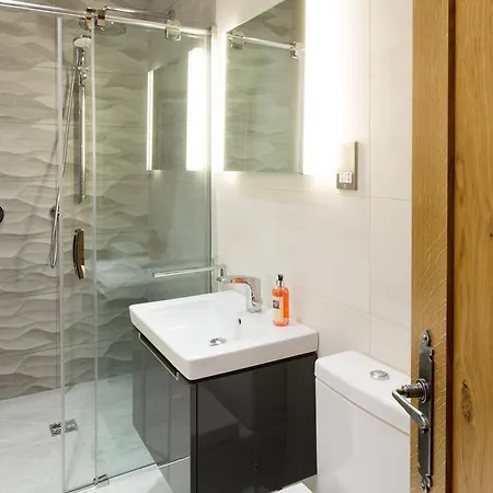Дом отдыха Waternook Lakeside *